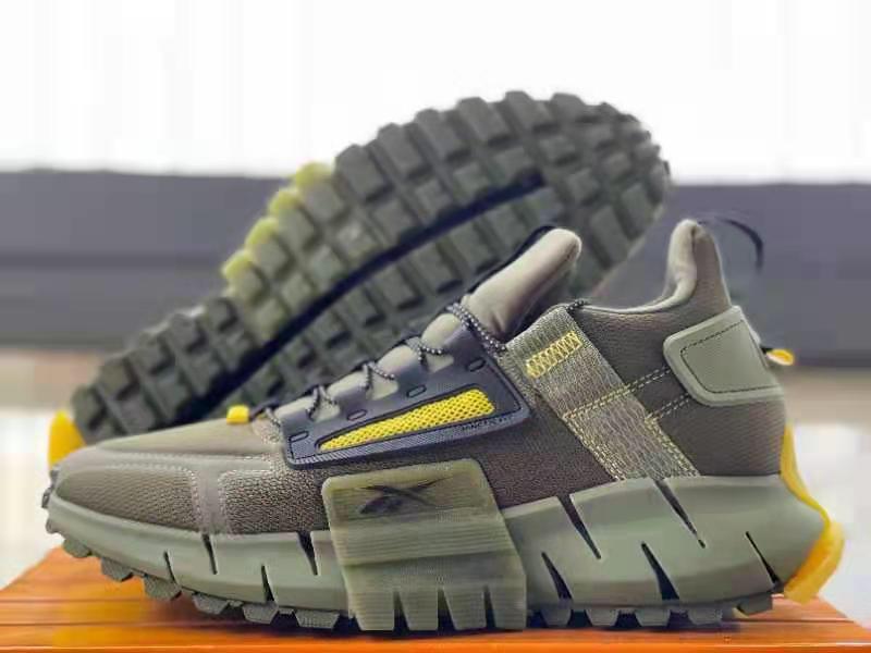 Reebok Zig Kinetica Edge - R2000.jpg
